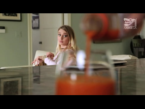 ❤️ ສາວຮ້ອນທີ່ມີ tits ໃຫຍ່ແລະ pussy ໃກ້ຊິດໄດ້ຮັບ cock ຈາກ loser, ແຕ່ຍາກຫຼາຍ ❌ ວິດີໂອເພັນ ຢູ່ພວກເຮົາ ❤